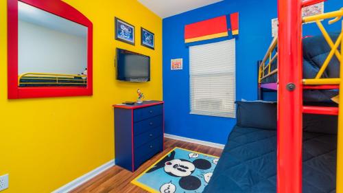 8157 Fan Palm Way - image 13