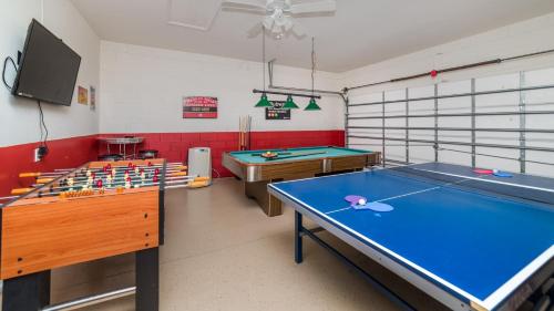 8157 Fan Palm Way - image 14