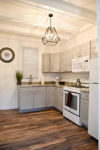 Perfect Pittsburgh Home Close To City & Airport in Pittsburgh, USA