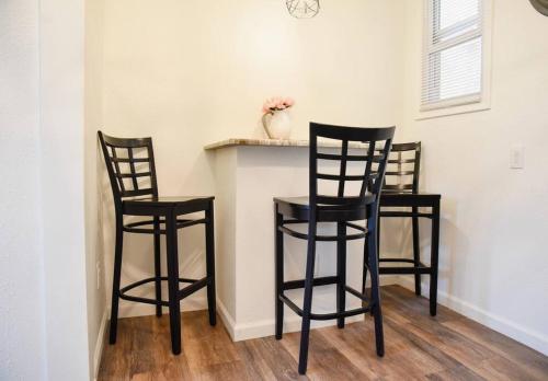 Perfect Pittsburgh Home Close To City & Airport in Pittsburgh, USA
