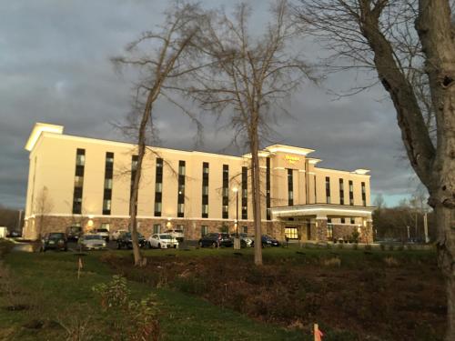 希爾頓歡朋酒店-老布里奇 (Hampton Inn by Hilton Old Bridge) in 東布倫斯威克 (NJ)