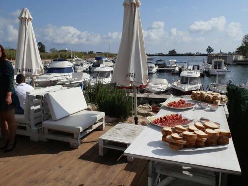 Perfecto apartamento cerca del mar, ¡Mascotas bienvenidas! WiFi gratis, aire acondicionado opcional  in Riumar