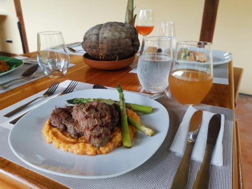 Ēdiens un dzērieni, Gatun Lake Lodge Hotel in Santa Clara