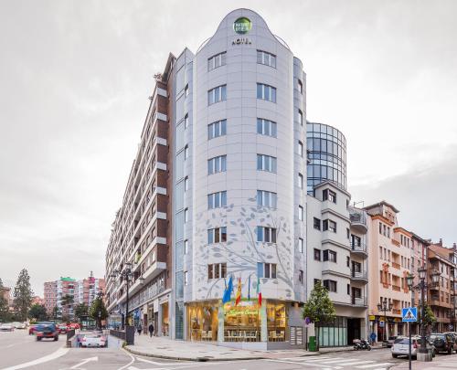 vhod, Hotel Nature Oviedo in Olivares