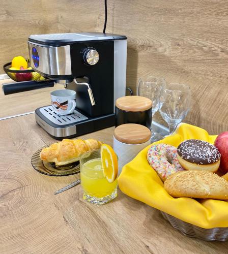 บริการและสิ่งอำนวยความสะดวก, Art Apartment for 4 Guests Free Parking & Wifi in สตารา ซาโกรา