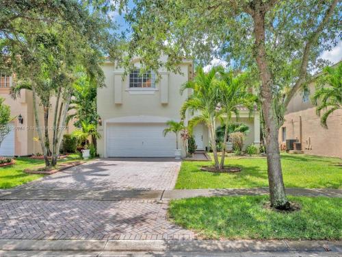 A szálláshely kívülről, Serene Room in Miramar's High-End Estate in Miramar