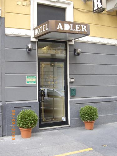 Entrada, Hotel Adler in Milan