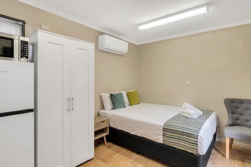 1 double bed