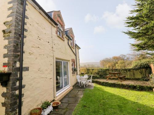 ทัศนียภาพภายนอกโรงแรม, Bwthyn Y Jacdo in ฟิชเกิร์ด