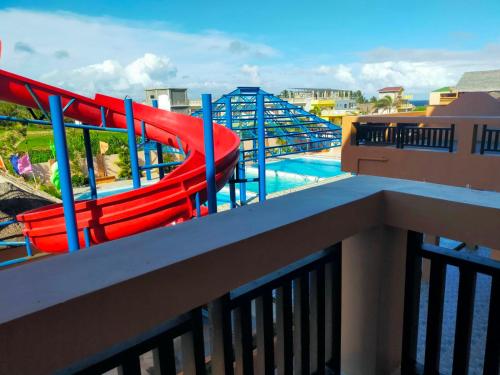 Nest resort