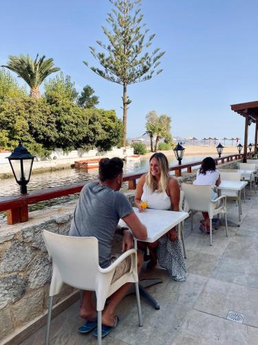 Kalyves Beach Hotel - image 10