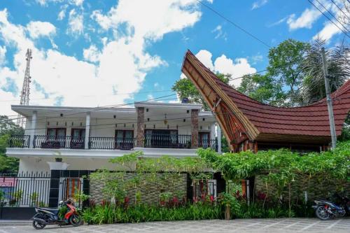 Exterior view, RedDoorz @ Makale Tana Toraja in Mengkendek