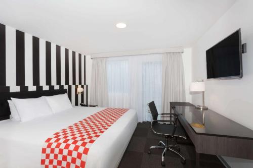 Wyndham Costa del Sol Lima City