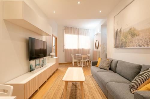 Guestroom, AB North Barcelona Apartments in Santa Coloma de Gramenet