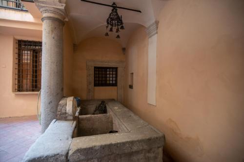 Cartari Apartment - image 6