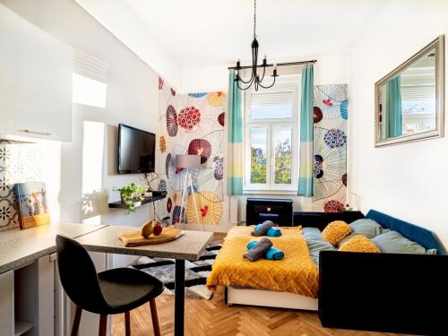 Gogol Studio Apartment Room Type - One-Bedroom Apartment
