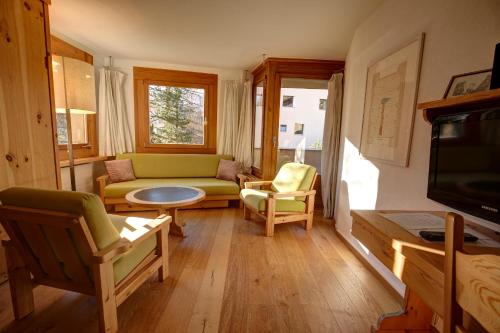  Chesa Munteratsch 2-Zimmerwohnung 408 Typ F in Silvaplana