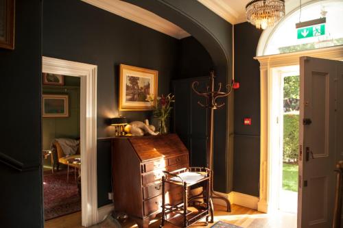 The Historical Harcourt Suites 3