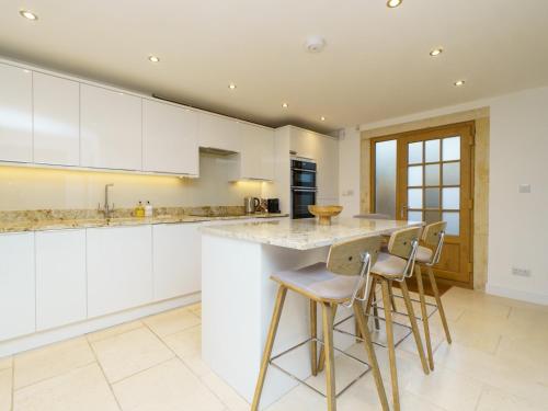 Instalações, Pass the Keys Modern 3 bed home with offstreet parking in Combe Down