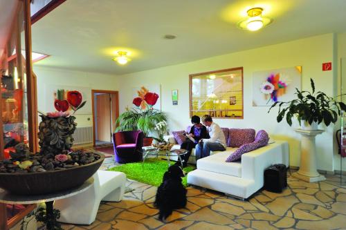 大厅, 伊甸酒店 (Eden Hotel) in 巴德 克洛兹金