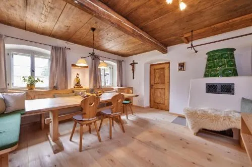 Haus Hoamat - Almrausch in Farchant, Deutschland