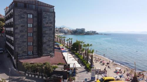 Hotel Sunday Beach, Kuşadası bei Güzelçamlı