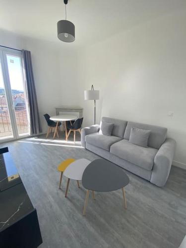 Bel appartement T1 30m2 centre historique Aubagne - Apartment