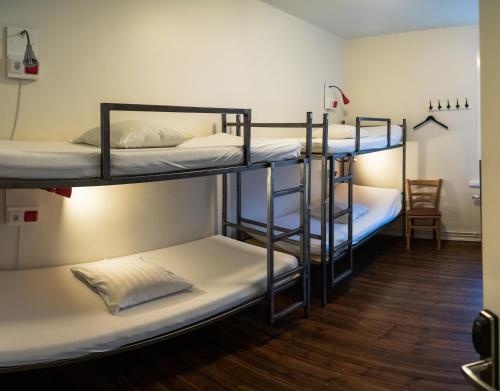 Bed in 6-Bed Mixed Dormitory Room