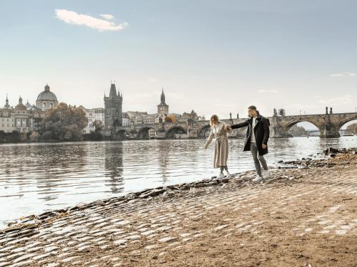 Falkensteiner Hotel Maria Prag - image 2