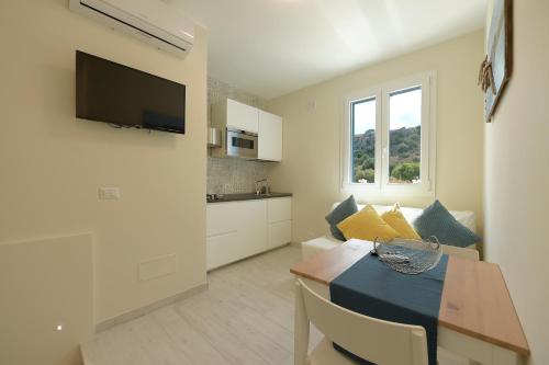 Isule Apartment & Terrace