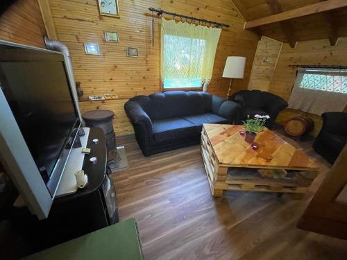 Čarobna koliba M&M Čarobna koliba M&M