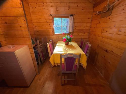 Čarobna koliba M&M Čarobna koliba M&M