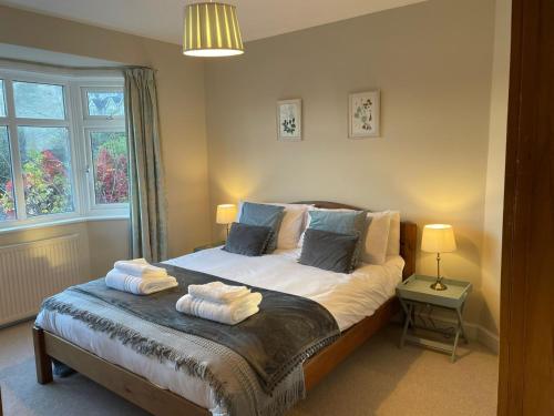 No 12 - Stylish & homely 3 bed with parking close to city centre, Bath (zdjęcie 7)