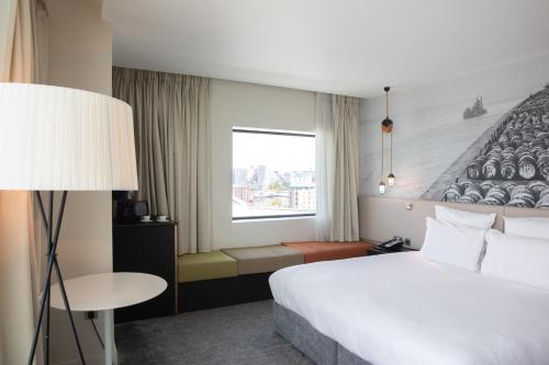 Pullman Liverpool - image 11
