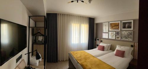 Hotel Indigo Madrid- Princesa By IHG - image 5