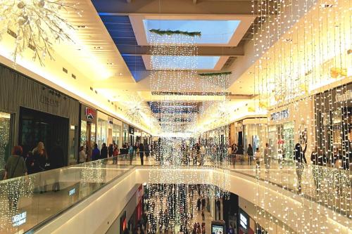 متاجر, La Quinta by Wyndham Chicago O'Hare Airport in O'Hare International Airport