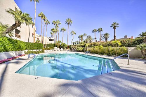 Stunning Palm Springs Condo Walk to Downtown