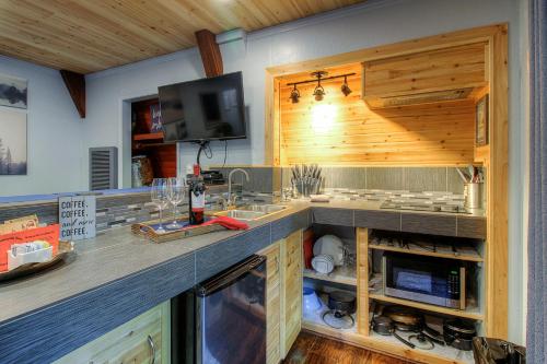 Redwoods River Resort & Campground Redwoods River Resort & Campground