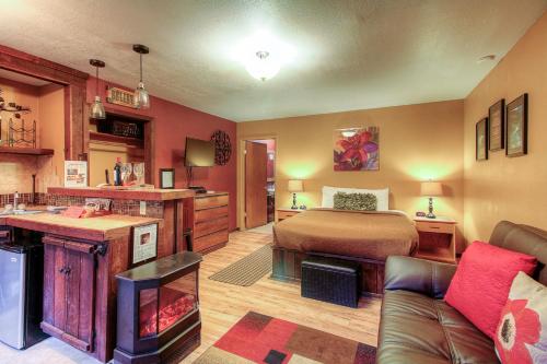 Redwoods River Resort & Campground Redwoods River Resort & Campground