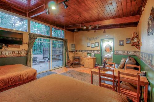 Redwoods River Resort & Campground Redwoods River Resort & Campground