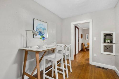 Step Back in Time Historic Details Ideal Location in Oklahoma City, USA