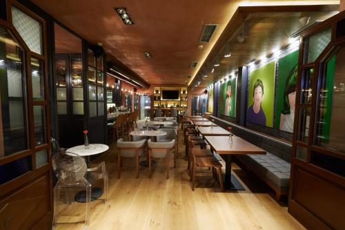 Veritas Boutique Art Hotel – Veria, MT