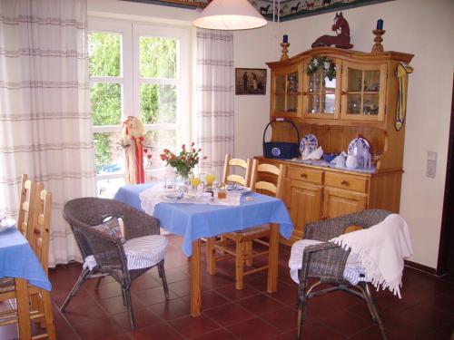 Skats, Moorberghof in Kasseedorf