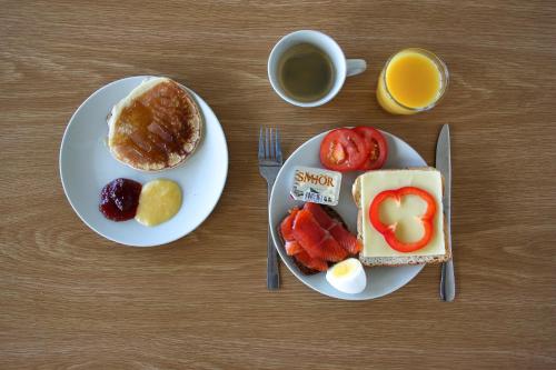 Hlid Bed and Breakfast - image 9