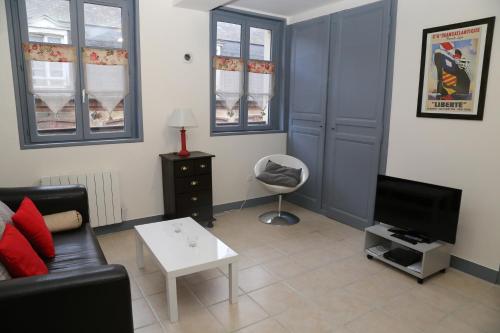 Appartement du Port de Honfleur - image 8
