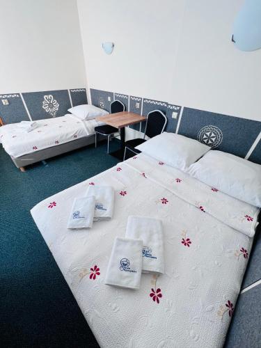 Triple Room image 3
