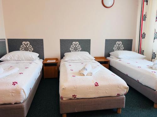 Triple Room image 7