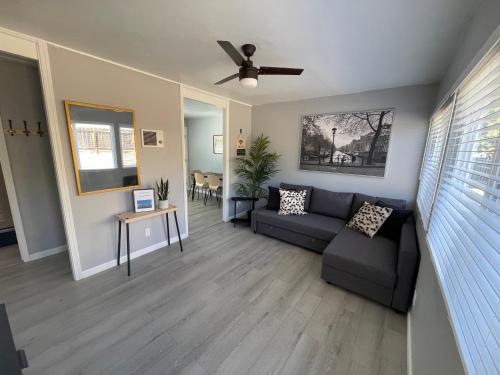 Modern 2BR 15 Minutes to Beaches, Sea World, Zoo