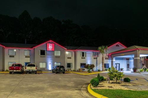 Red Roof Inn & Suites Carrollton, GA - West Georgia