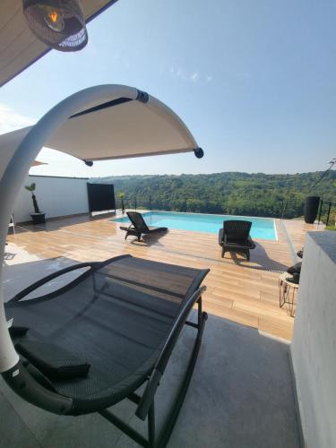 Vila lake, Karaula (foto 8)